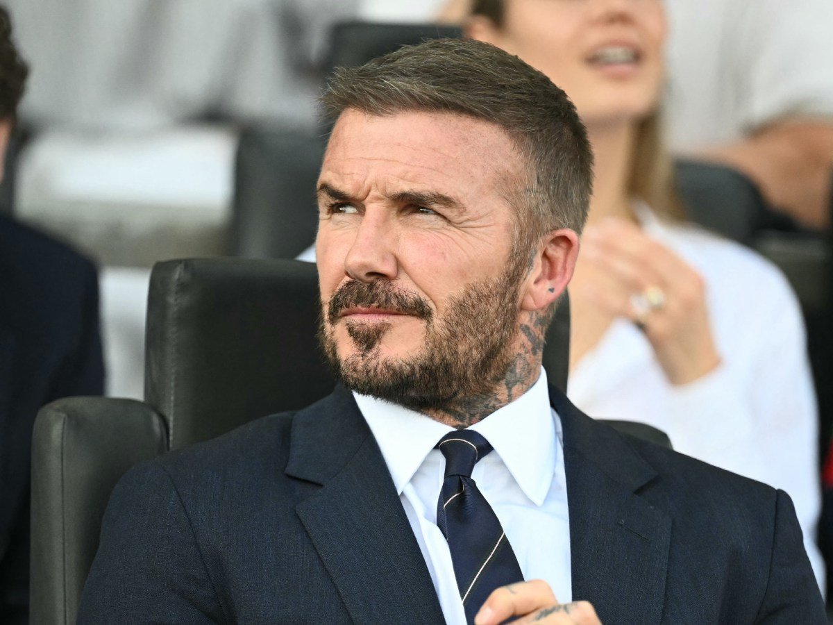 David Beckham aborda los errores de sus hijos en redes sociales en medio de controversia familiar