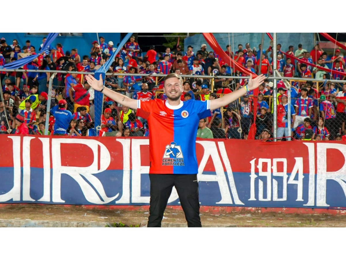 Casper Sas y su sorprendente experiencia en el estadio Óscar Quiteño durante el Clausura 2026