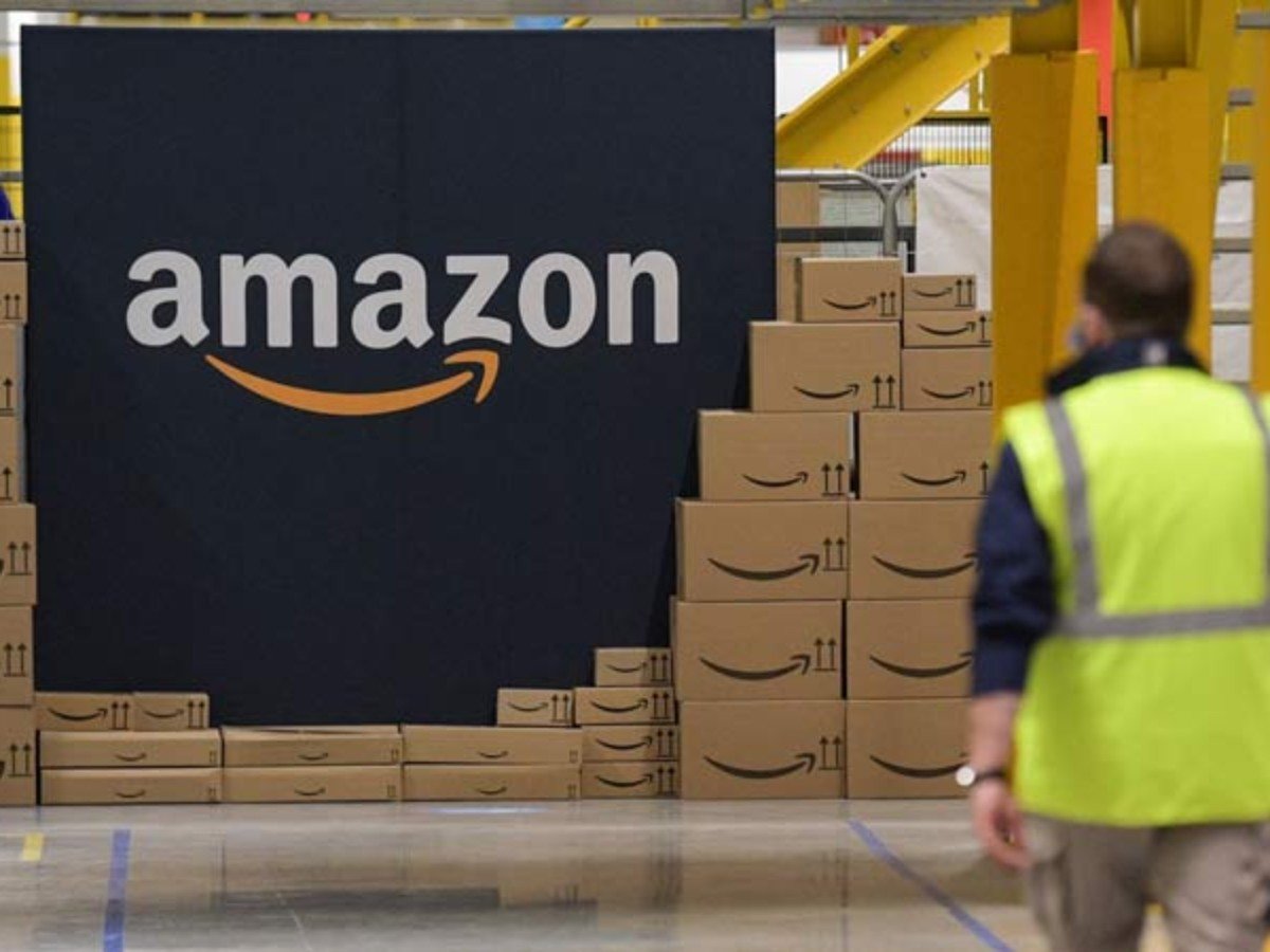 Amazon advierte sobre el impacto de aranceles en precios clave tras agotamiento de inventarios