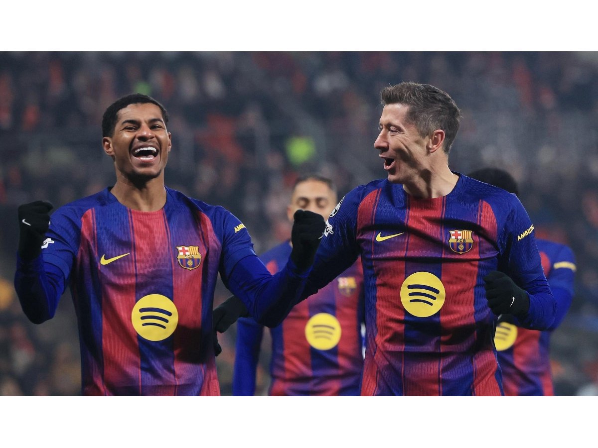 Barcelona vence 4-2 al Slavia de Praga y mantiene viva su clasificación en la Champions