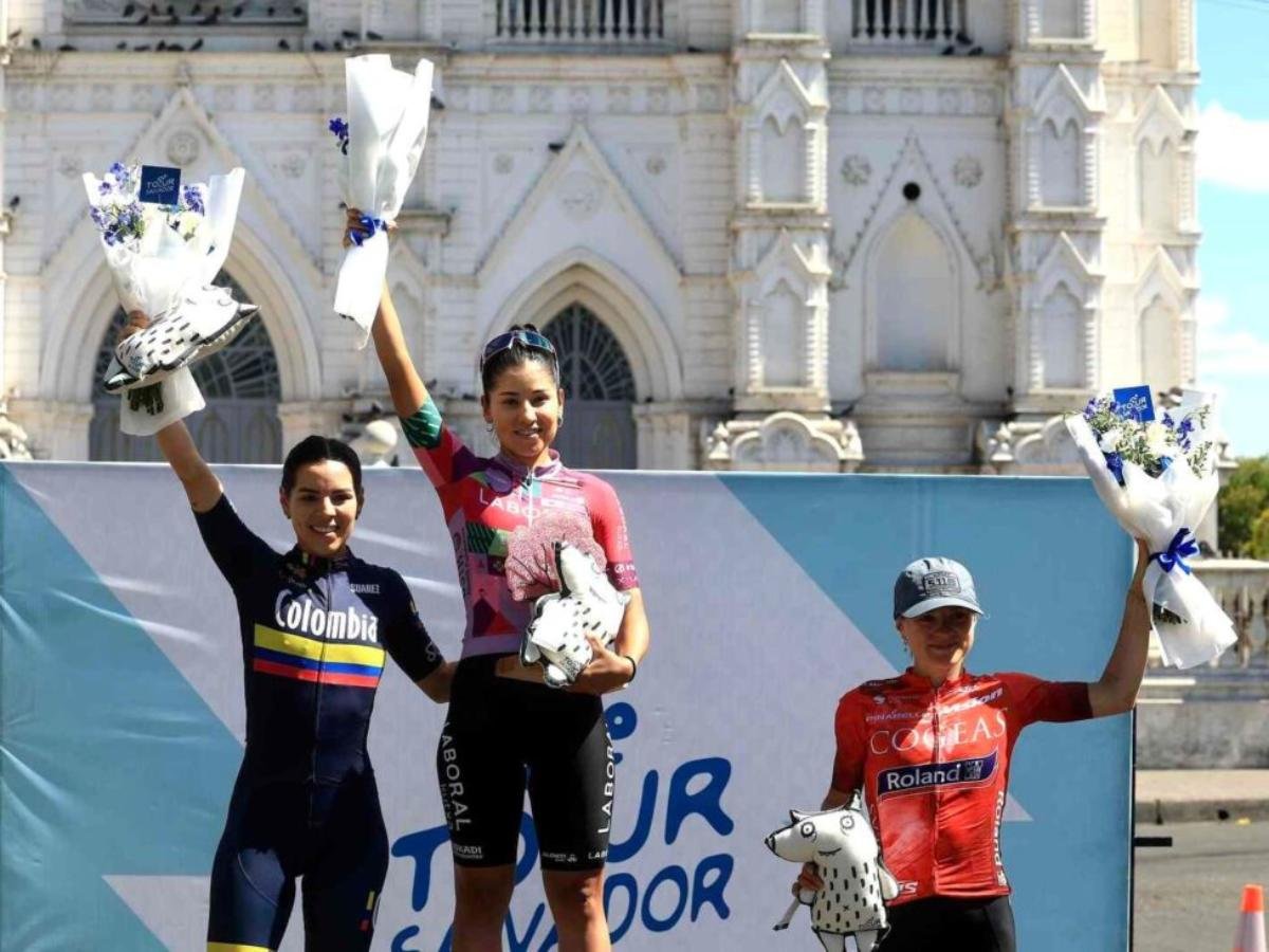 Paula Patiño se corona en el Tour El Salvador 2026 tras cierre inesperado en la cuarta etapa