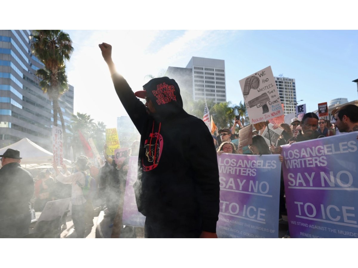 Masivas protestas en EE. UU. cuestionan políticas y dirección de primer año de Trump