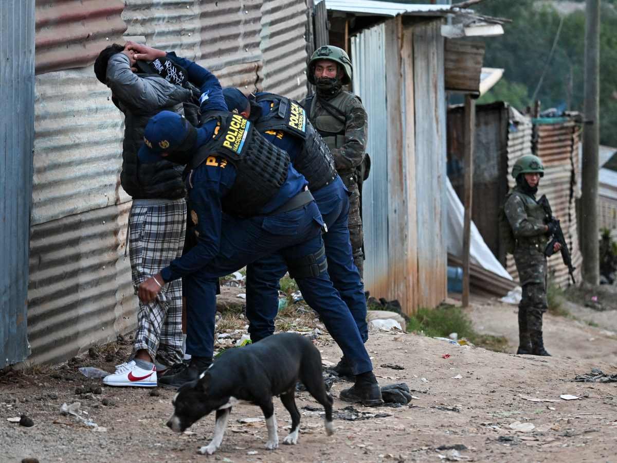 Gobierno de Guatemala reafirma control ante ola de violencia y crisis penitenciaria