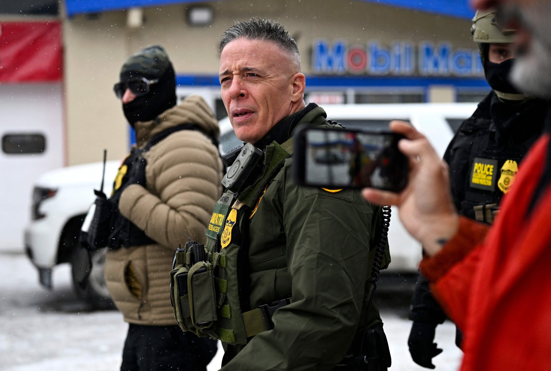 Denuncian presuntas prácticas discriminatorias del ICE contra policías en Minneapolis Denuncian presuntas prácticas discriminatorias del ICE contra policías en Minneapolis