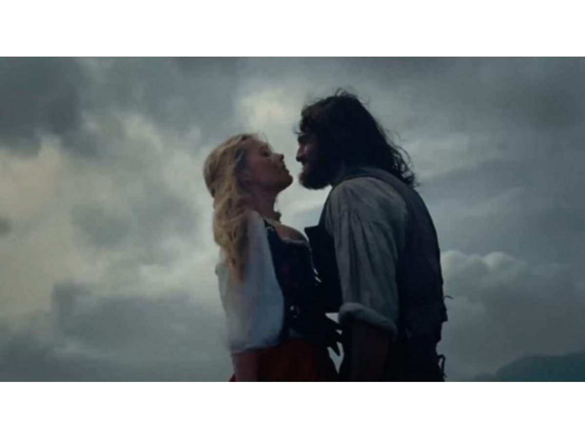 Margot Robbie revela la intensidad física durante el rodaje de \'Cumbres borrascosas\' junto a Jacob Elordi