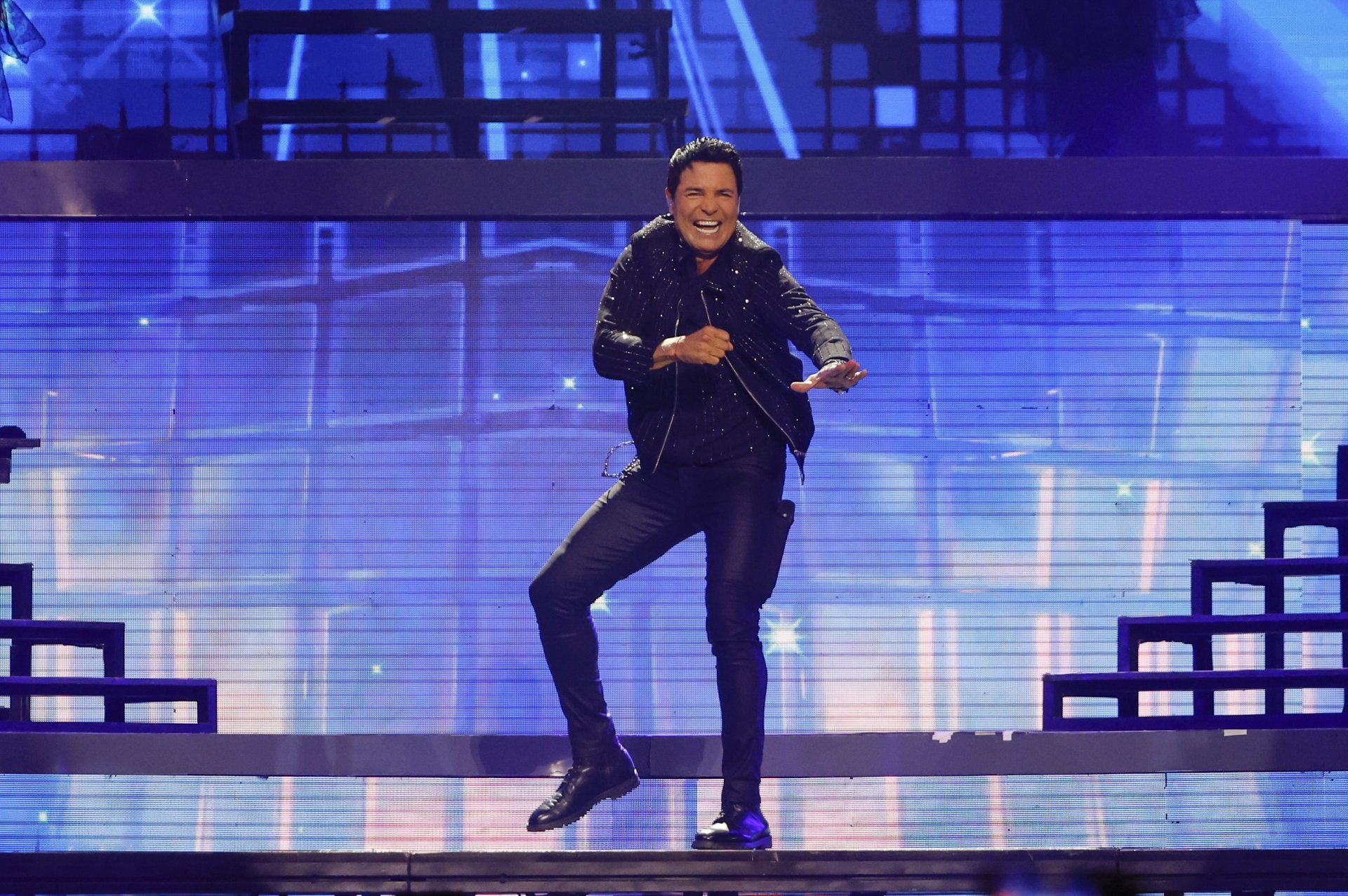 Chayanne impulsa tendencia de nostalgia viralizando imágenes de 2016 en redes sociales
