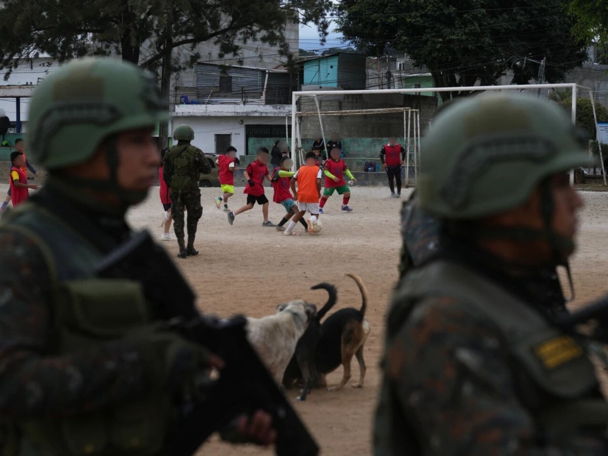 Guatemala intensifica patrullajes militares y policiales para combatir pandillas tras ataques letales