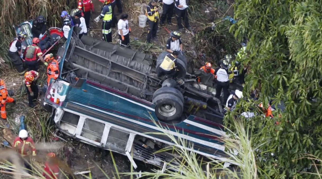 Indemnizaciones por accidentes en buses extraurbanos se duplican en 2025, alerta sector asegurador guatemalteco