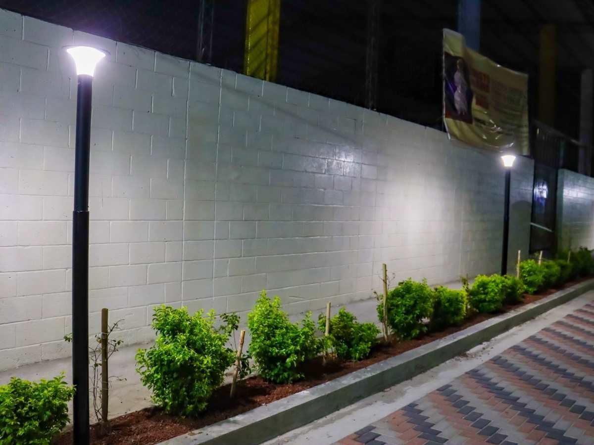 Mejoras en Apopa: Nueva iluminación y renovaciones en corredor peatonal de Leonardo Azcúnaga