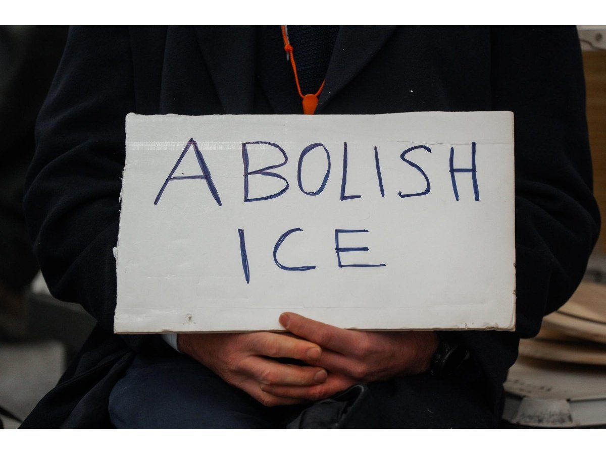 Minnesota organiza masiva protesta contra operativos migratorios de ICE pese a frío extremo