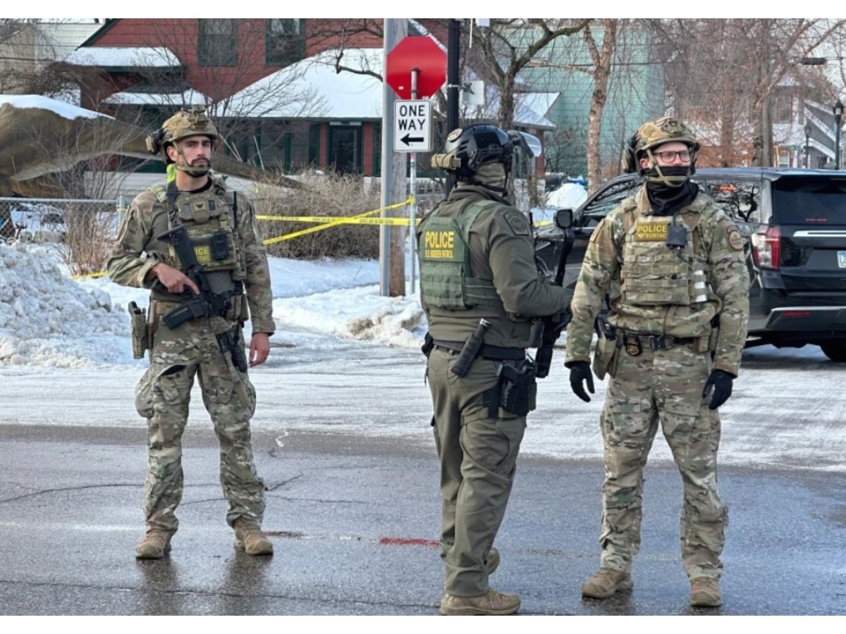 Agentes federales de inmigración protagonizan segundo tiroteo fatal en Minneapolis en medio de redadas masivas