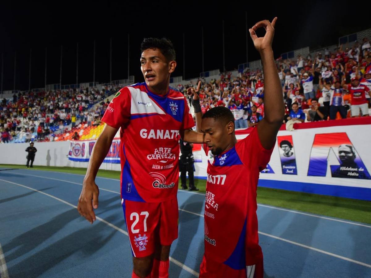 Luis Ángel Firpo vence a Alianza 3-2 en un emocionante partido en el Mágico González