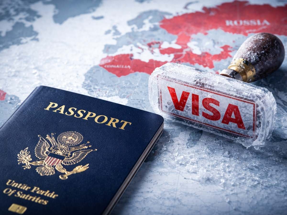 Ocho errores comunes que ponen en riesgo el estatus migratorio en Estados Unidos