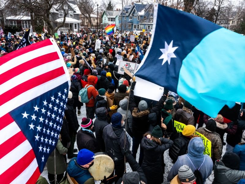 Estados Unidos envía a funcionario clave de inmigración a Minnesota tras incidentes en redadas