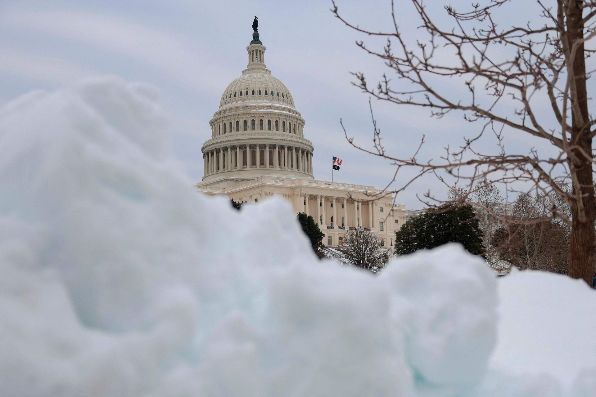 Once muertos y millones sin luz: impacto y pronóstico de la tormenta invernal en EE. UU.