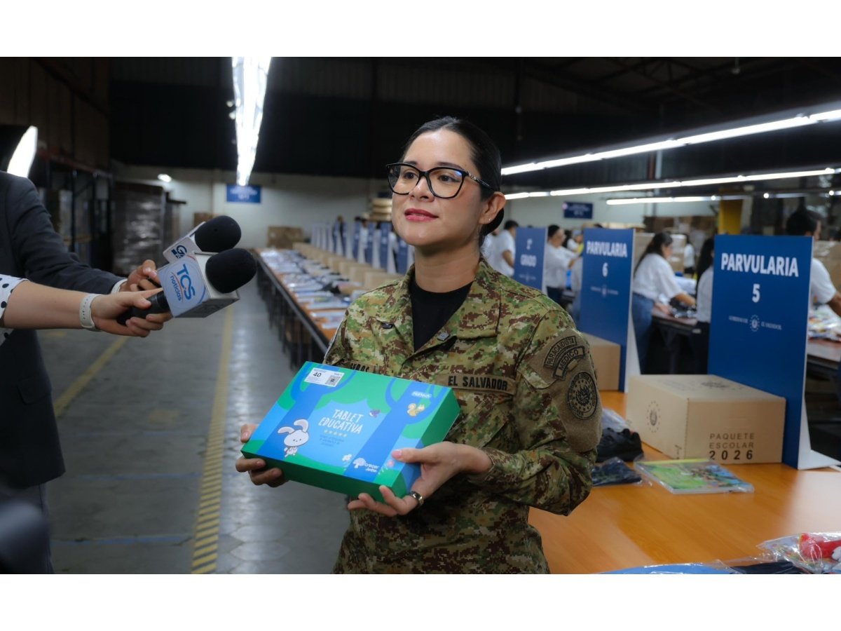 MINED implementará centros para cambio de tallas en uniformes y zapatos escolares