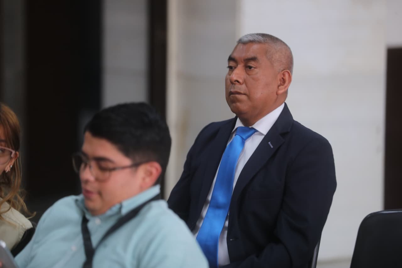 Fiscal Curruchiche acusa a presidente Arévalo de fraude y cuestiona recusación de juez Orellana