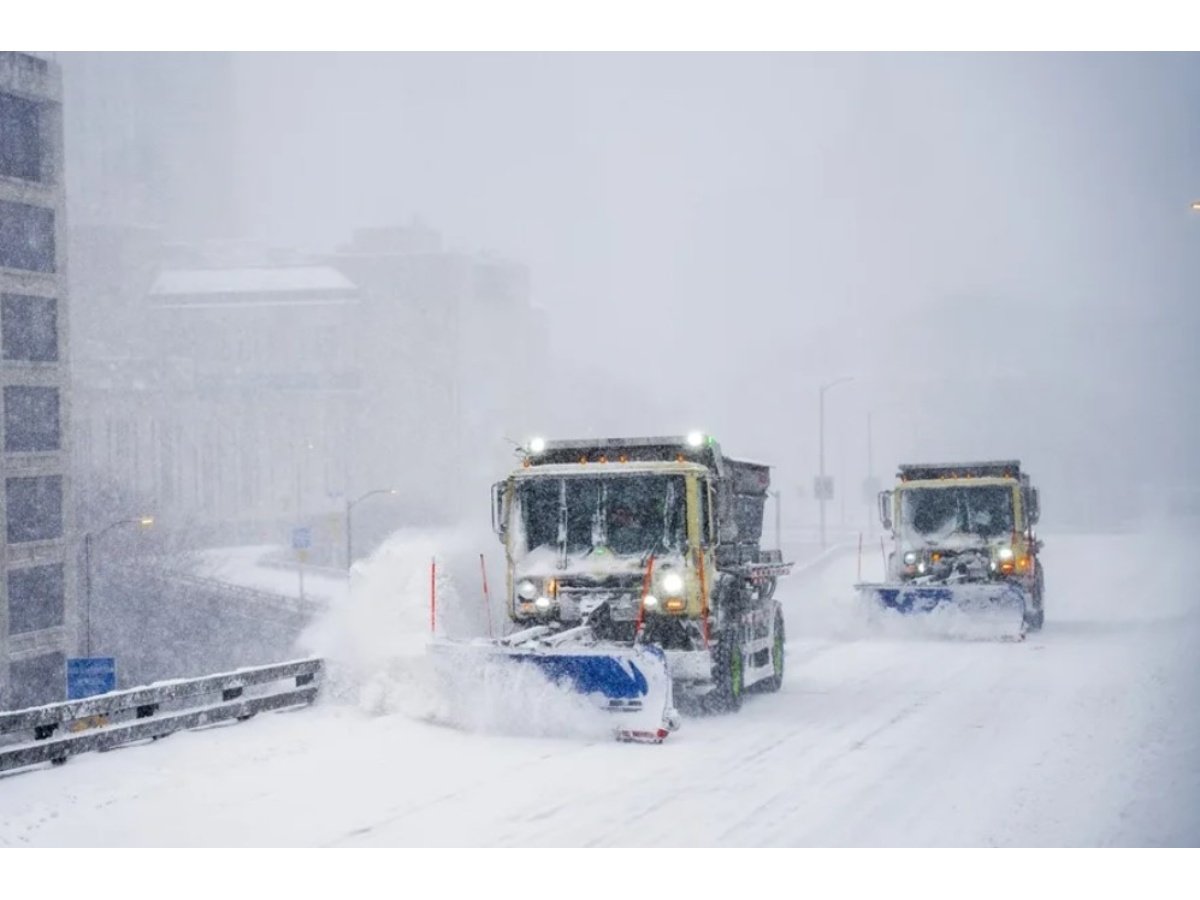 Tormenta de nieve en EE. UU. deja 34 muertos y miles sin electricidad en más de diez estados