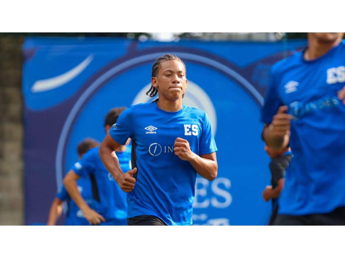 Alex White representará a El Salvador en la Champions Cup 2026 con Forge FC de Canadá