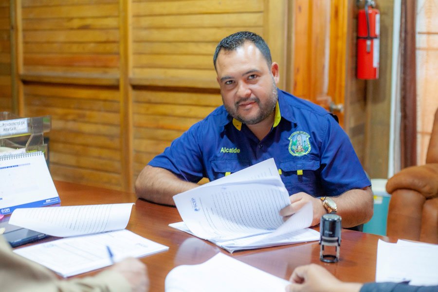 Detalles del ataque armado contra el alcalde de Los Amates, Izabal: emboscada, persecución y armas