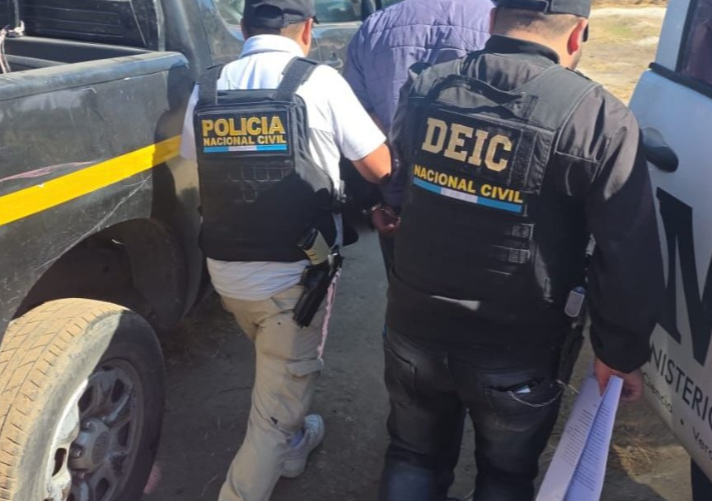 Ligan a proceso y dictan prisión preventiva a hombre acusado de fraude inmobiliario en Quetzaltenango