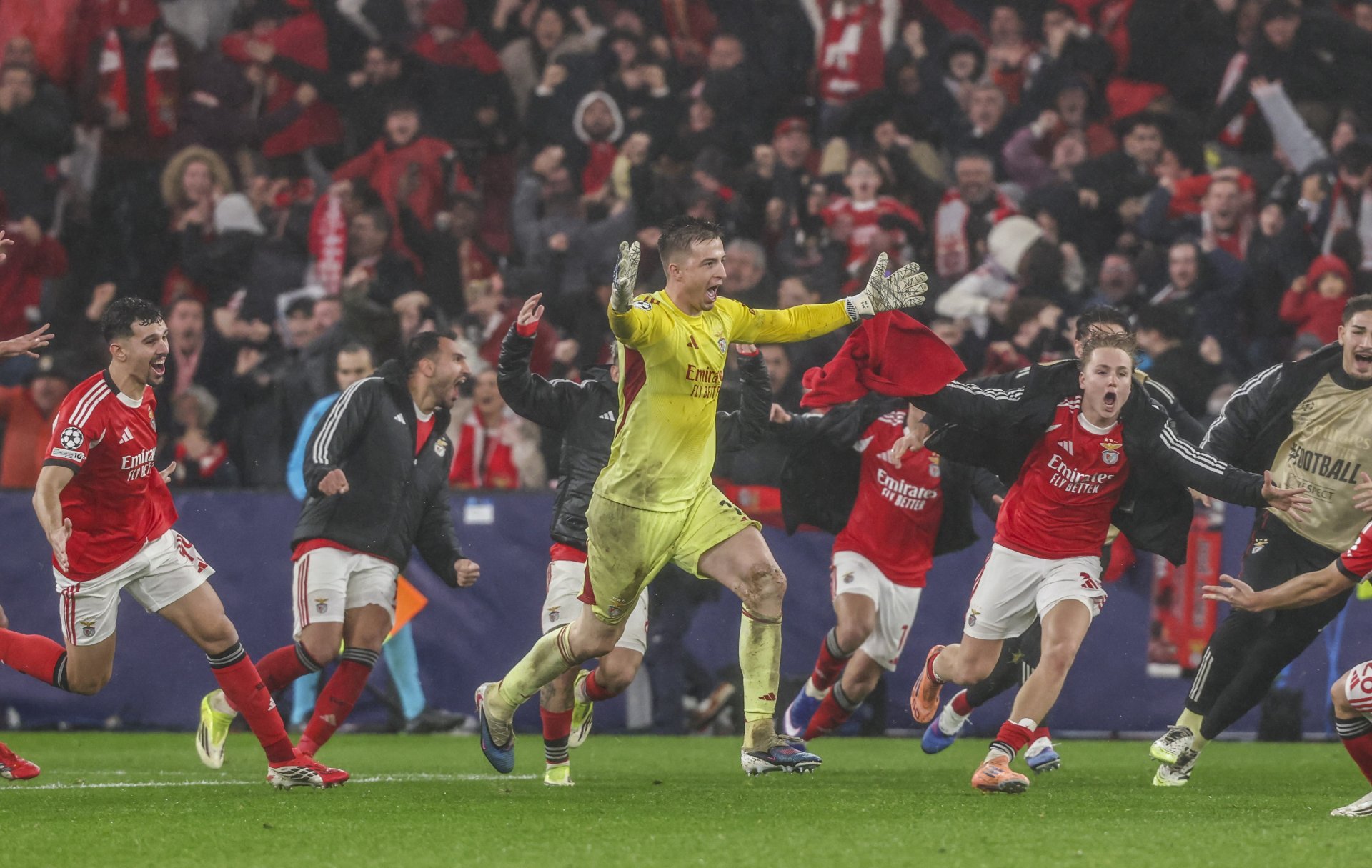 Benfica sorprende al Real Madrid y lo deja fuera del Top 8 en la Champions League
