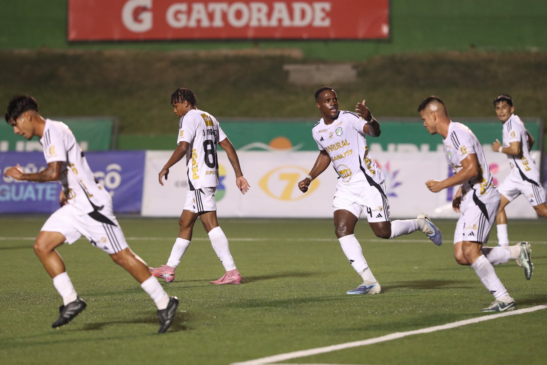 Municipal vs Xelajú y Antigua vs Comunicaciones destacan en la tercera fecha del Clausura 2026