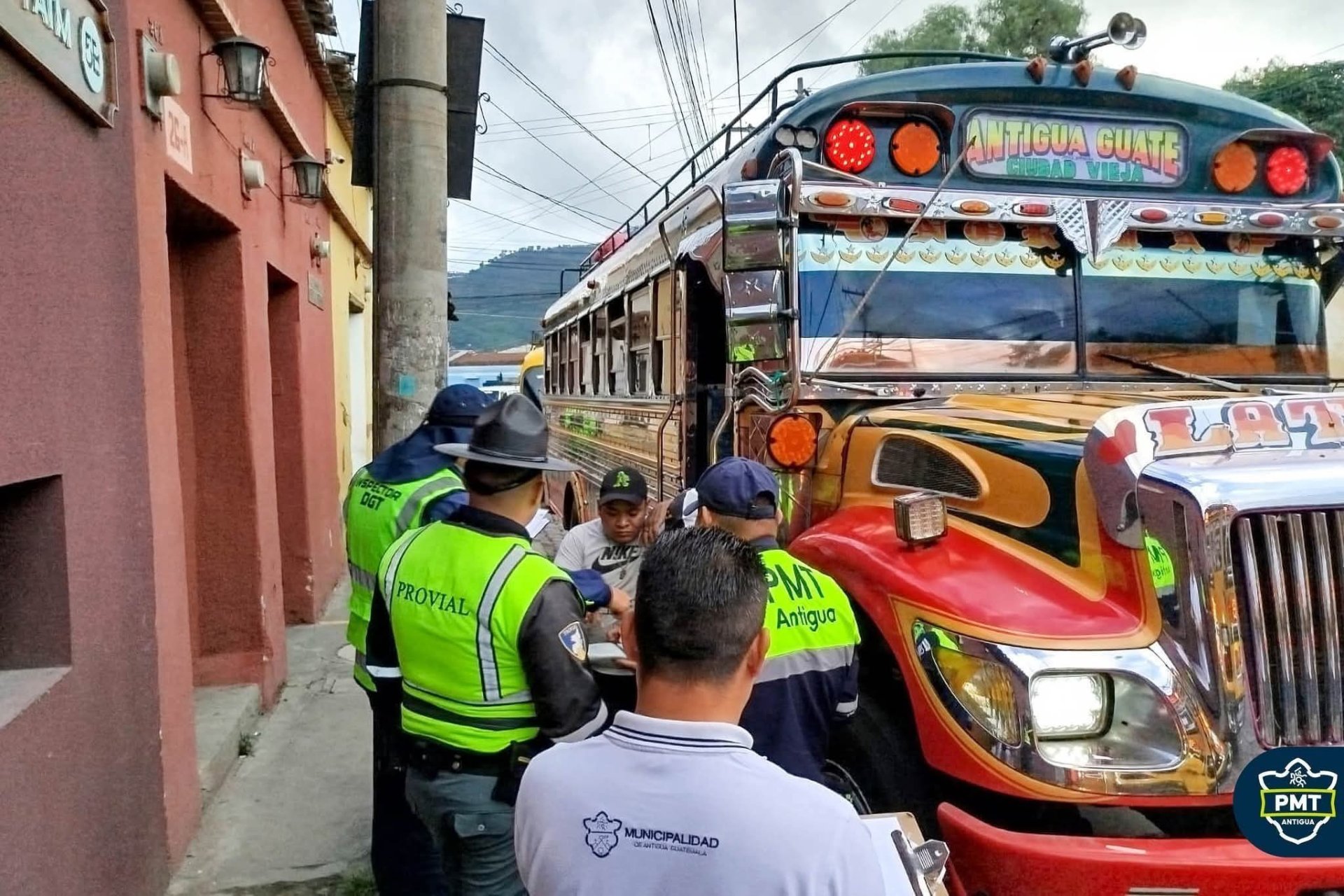 Sistema limitador de velocidad en buses: obligatoriedad, plazos y multas en Guatemala