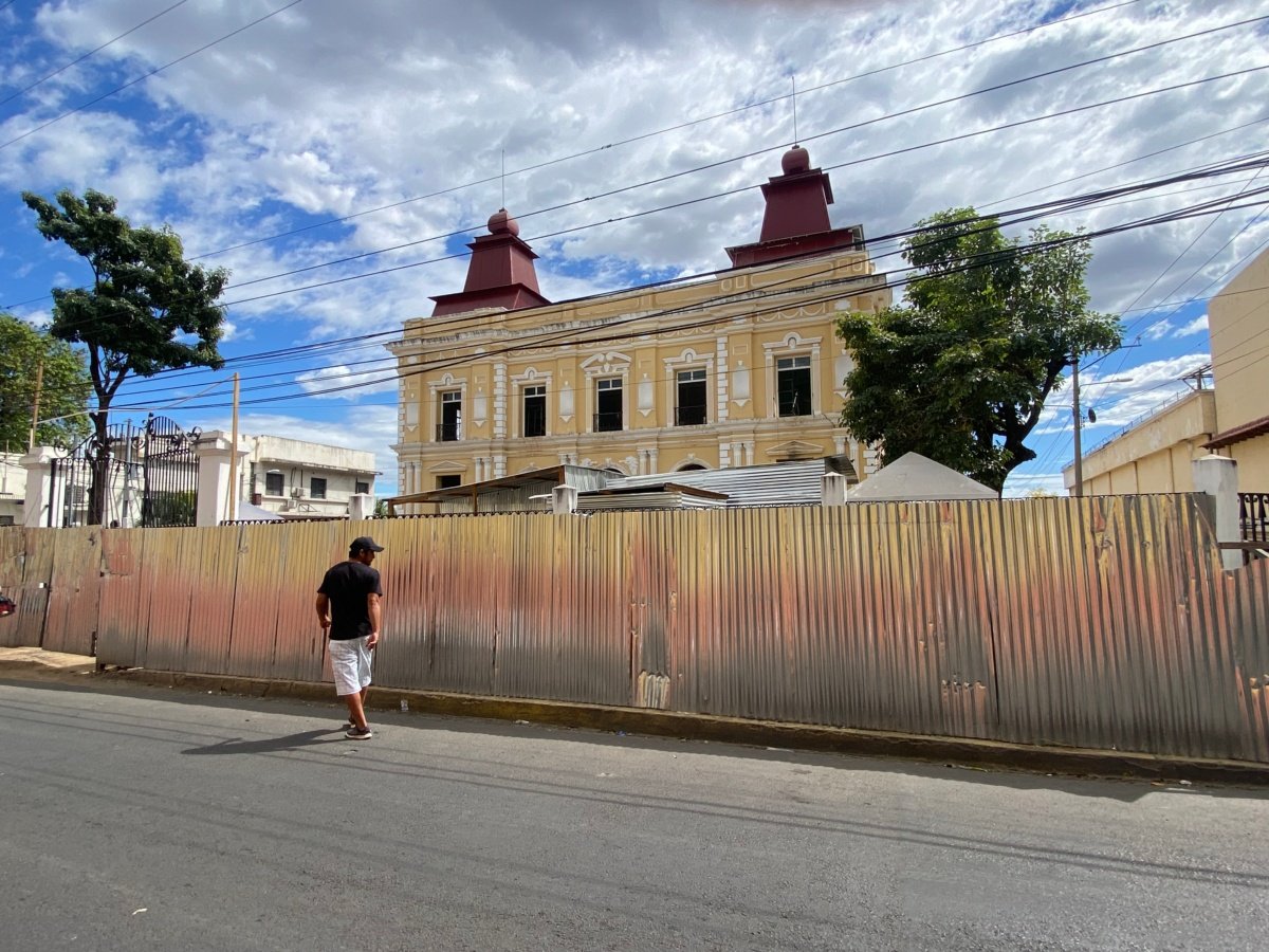 Ministerio de Cultura prevé entrega del Teatro Francisco Gavidia en San Miguel en tres meses