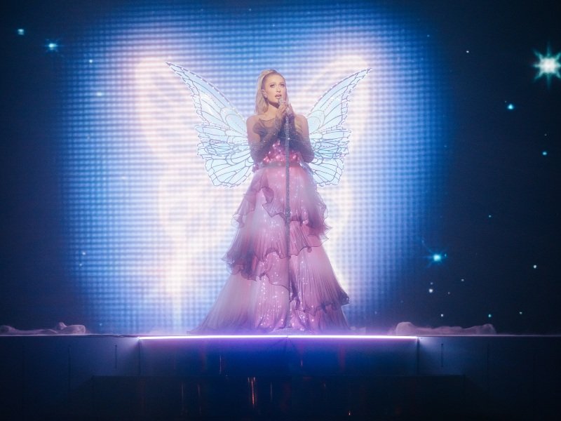Paris Hilton presenta \'Infinite Icon: A Visual Memoir\', un documental que explora su legado musical y cultural