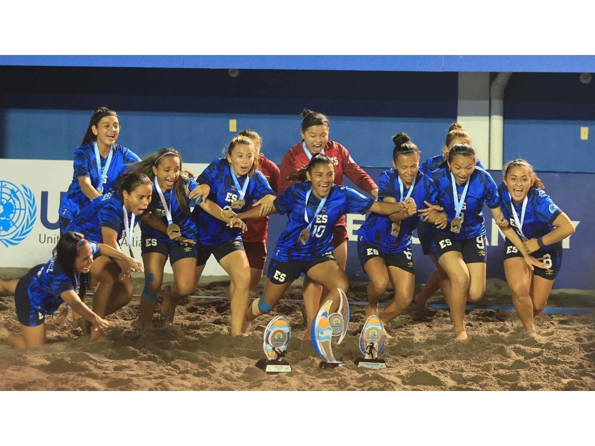 El Salvador se prepara para la cuarta edición de la Beach Soccer Cup en 2026