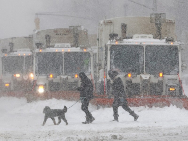 Jacuzzis de nieve: la tecnología clave para mantener las calles de Nueva York transitables en invierno