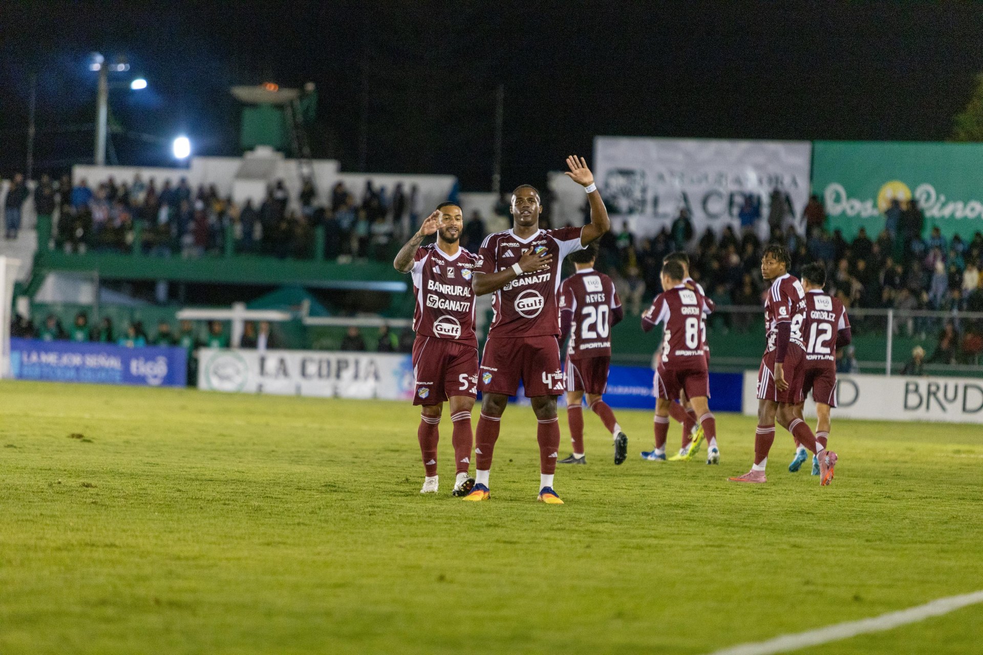 Comunicaciones logra victoria crucial ante Antigua GFC en el estadio Pensativo