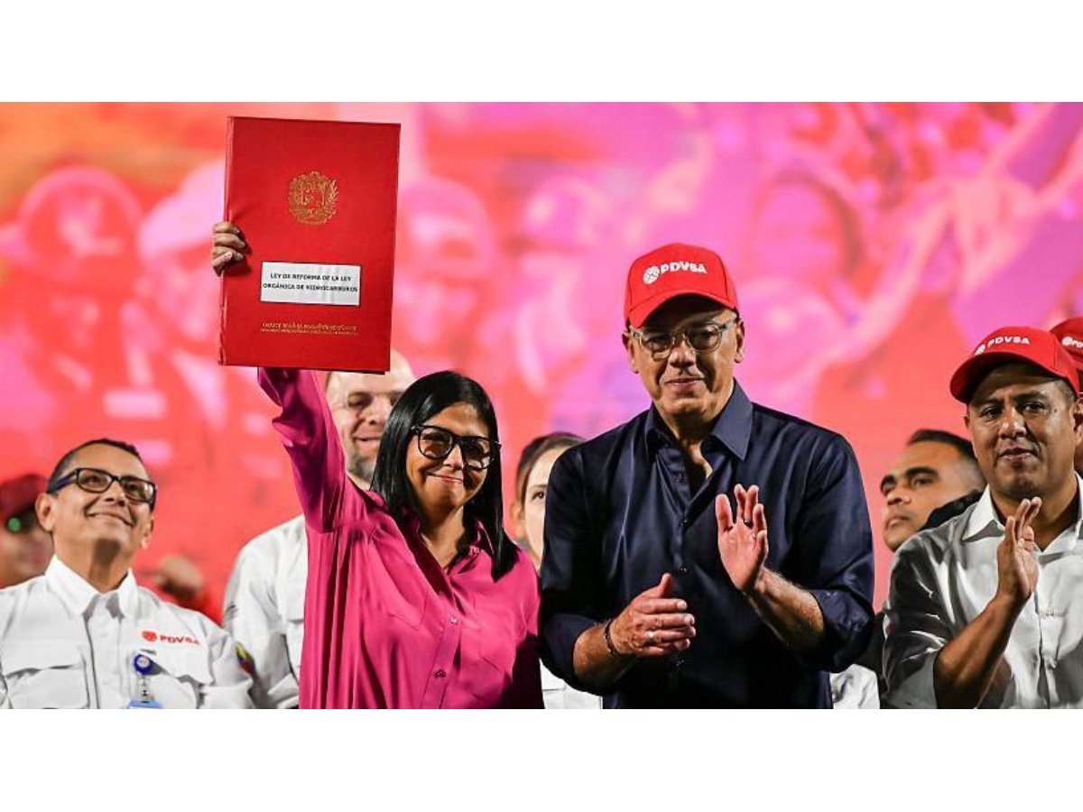 Venezuela reformula su industria petrolera tras 50 años con nueva Ley de Hidrocarburos