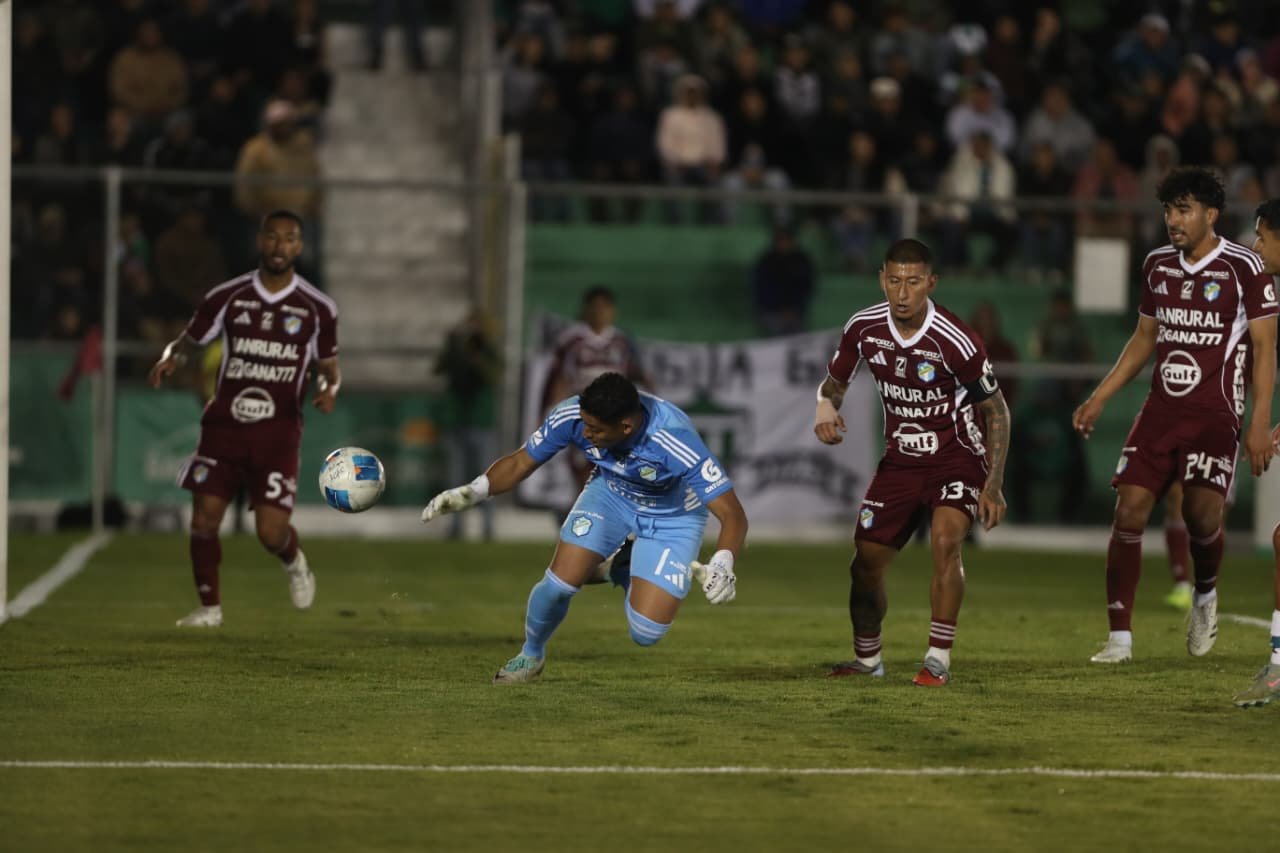 La tabla acumulada del Torneo Clausura 2026 mantiene la tensión tras tres jornadas intensas