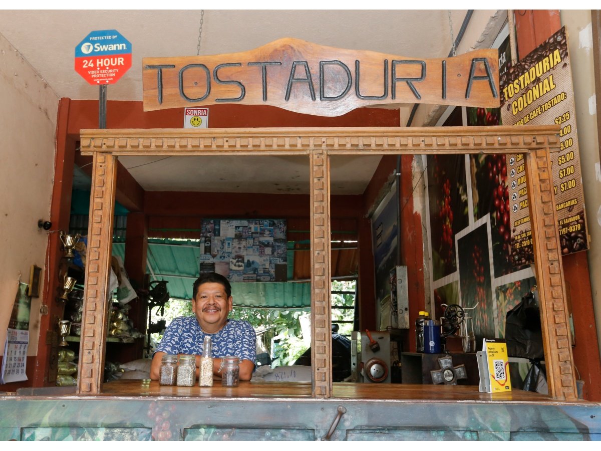 Tostaduría Colonial: preservando la tradición artesanal del café en Santa Tecla