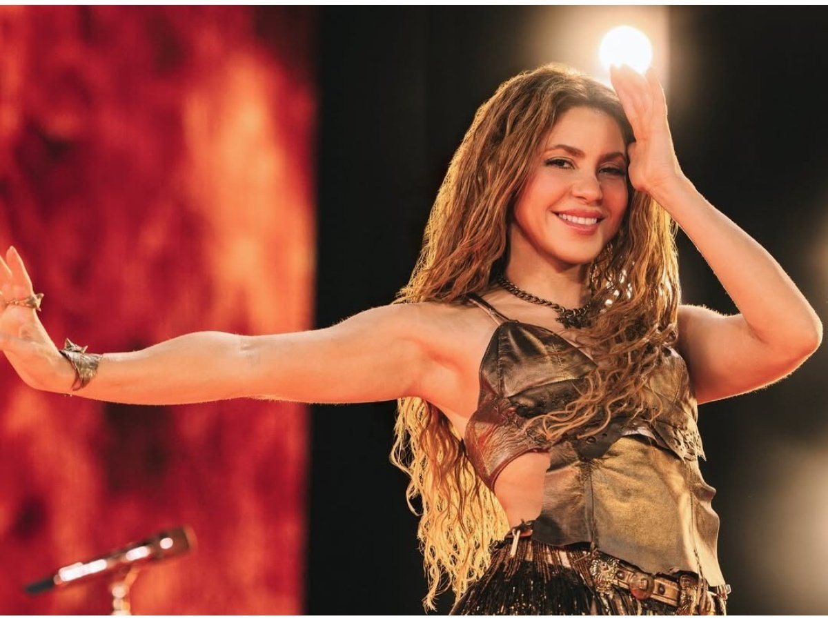 Shakira rompe récords y lidera el top 10 de giras latinas más taquilleras de la historia