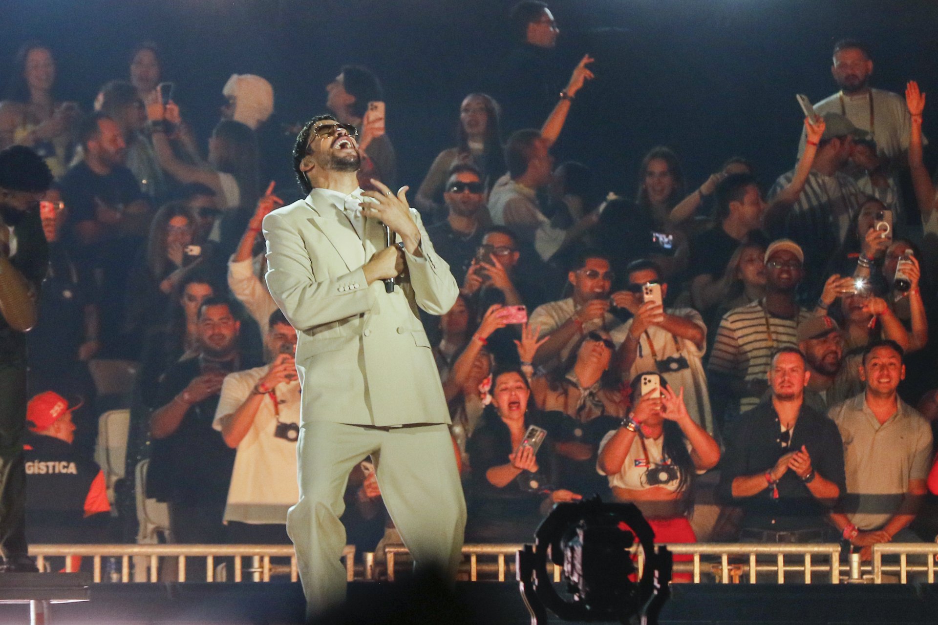 Grammy 2026: Bad Bunny explica su ausencia en la gala y detalla su presentación en el Súper Bowl