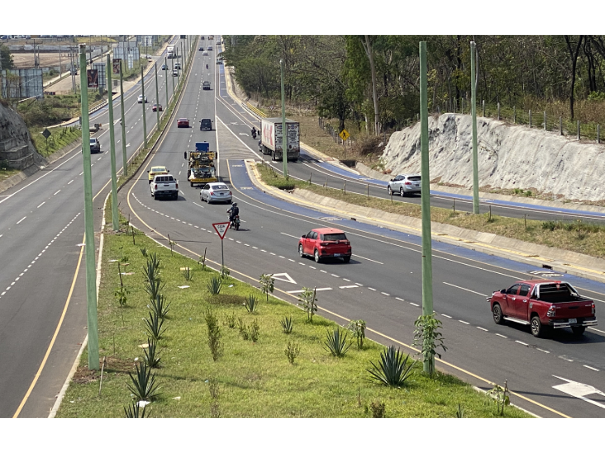 MOP ejecutará cuatro nuevos pasos a desnivel y mejoras viales en San Salvador con financiamiento internacional