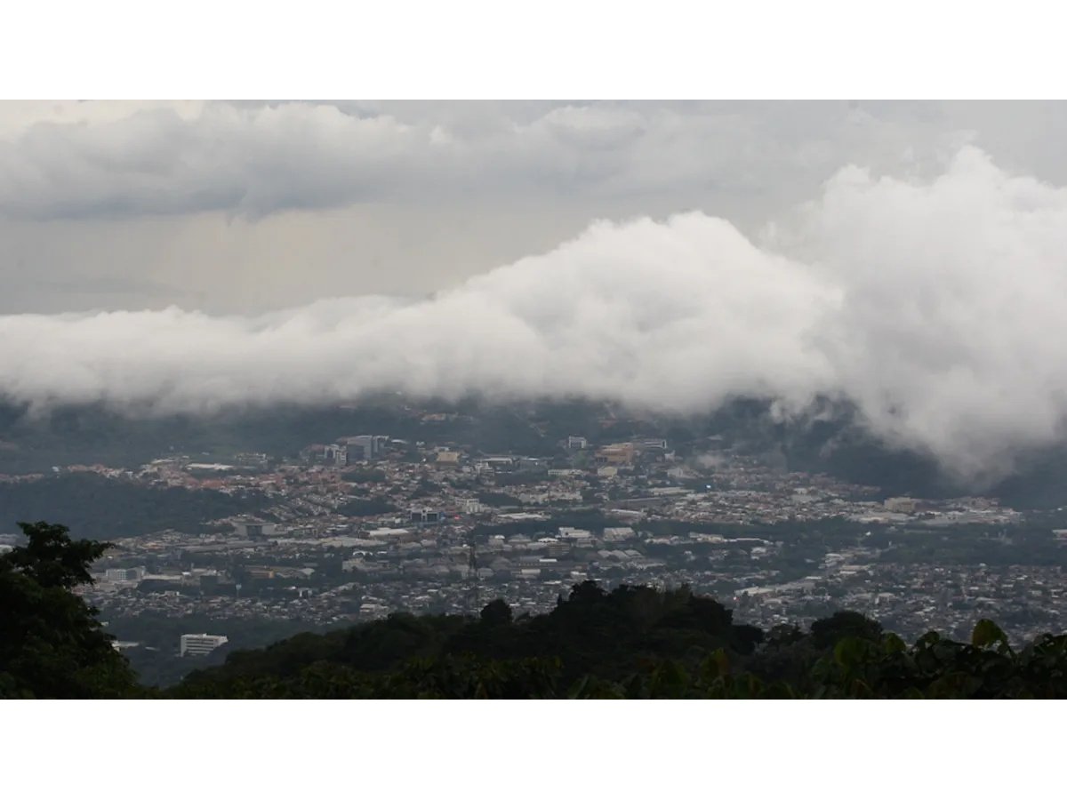 Descenso de temperaturas en El Salvador: mínimos de hasta 3.5 ºC y pronóstico de días más fríos