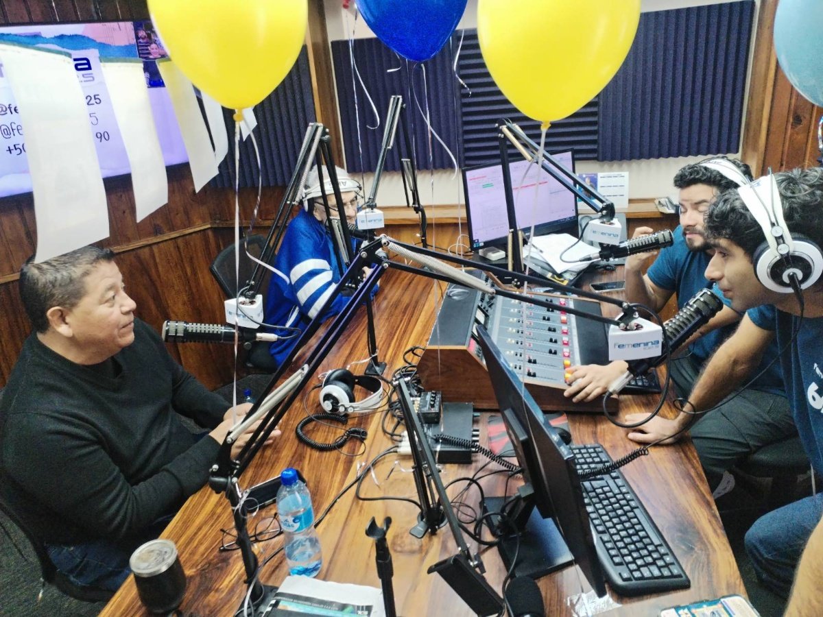 Radio Femenina celebra seis décadas como referente de la programación juvenil en El Salvador
