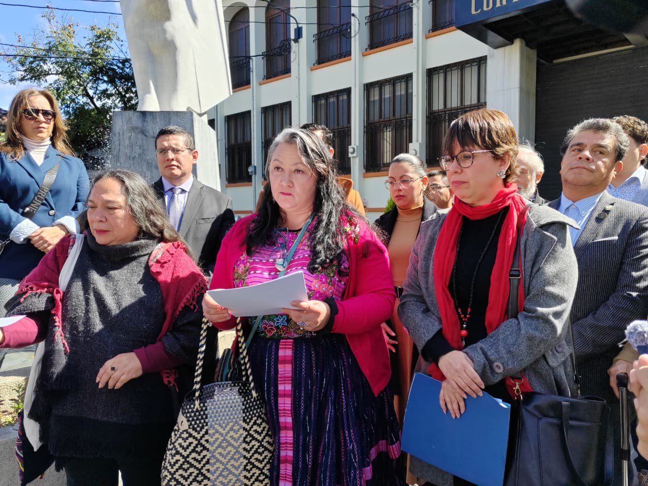 Apelan exclusión de profesionales afines en votación del Colegio de Abogados y Notarios de Guatemala