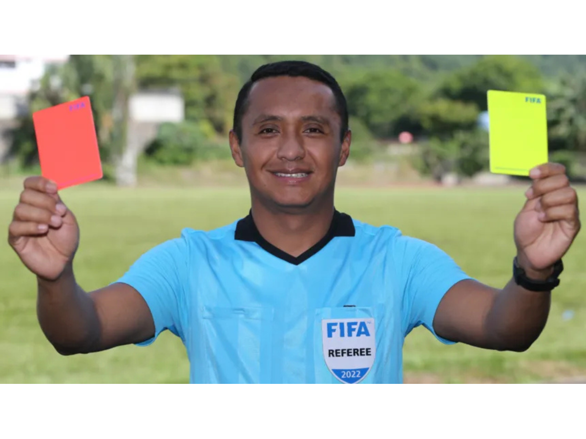 Iván Barton lidera terna arbitral en la Primera División de Arabia Saudita