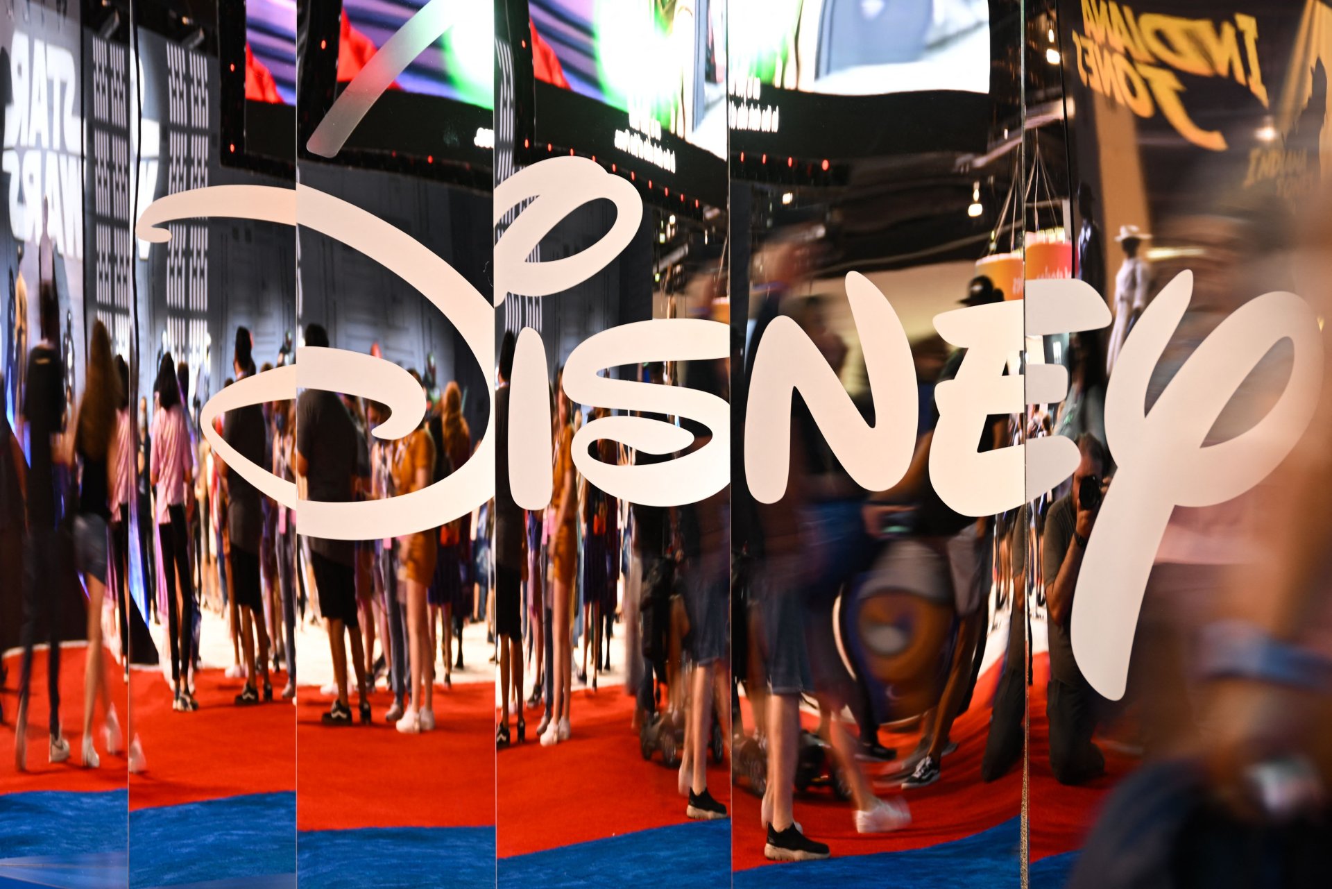 Alerta sanitaria en Los Ángeles por casos de sarampión vinculados a parques Disney