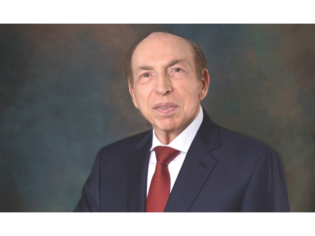 Familia y comunidad recuerdan al Dr. Víctor Jorge Saca con misa de 40 días en El Salvador