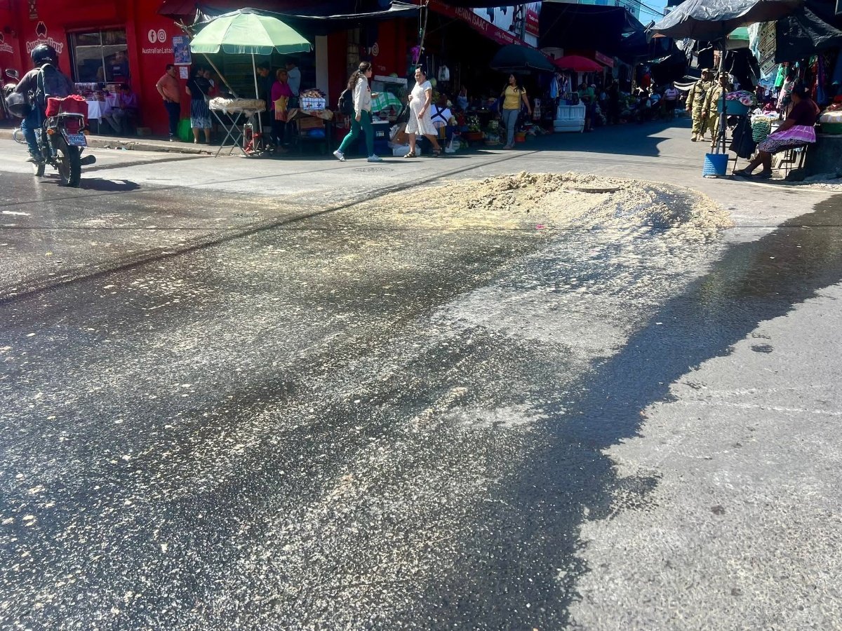 Habitantes de Morazán exigen solución definitiva por colapso recurrente de pozo de aguas negras