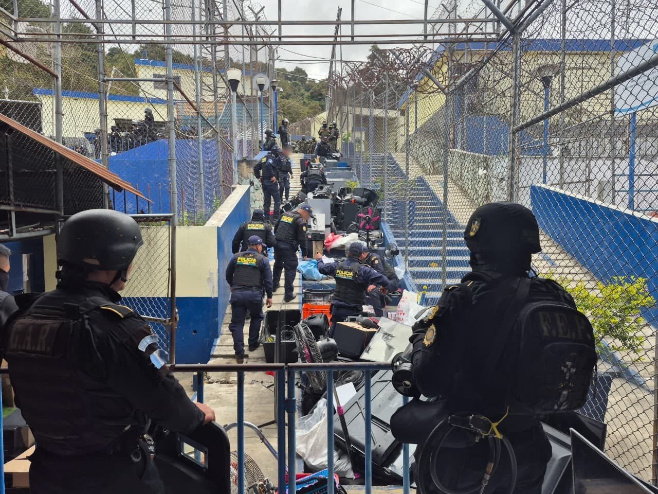 FBI colabora con Guatemala para identificar tatuajes en cárceles y fortalecer lucha contra crimen transnacional
