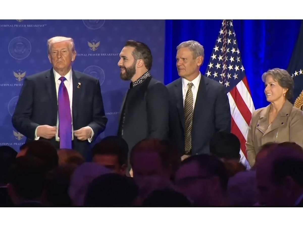 Presidente Bukele participa en Desayuno de Oración Nacional en Washington presidido por Donald Trump