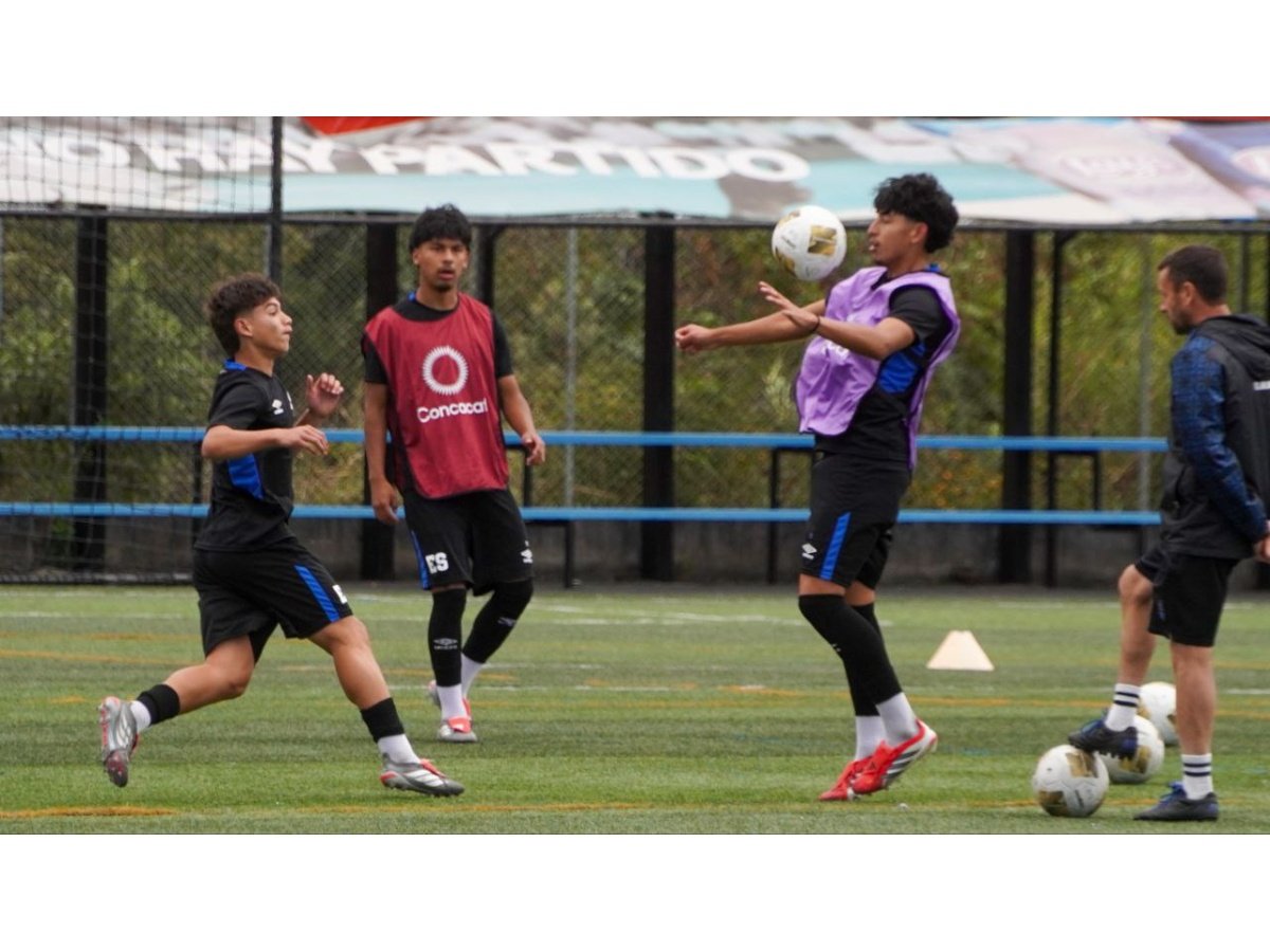 Selección Sub-17 de El Salvador enfrenta a Belice en Premundial con respeto y cautela