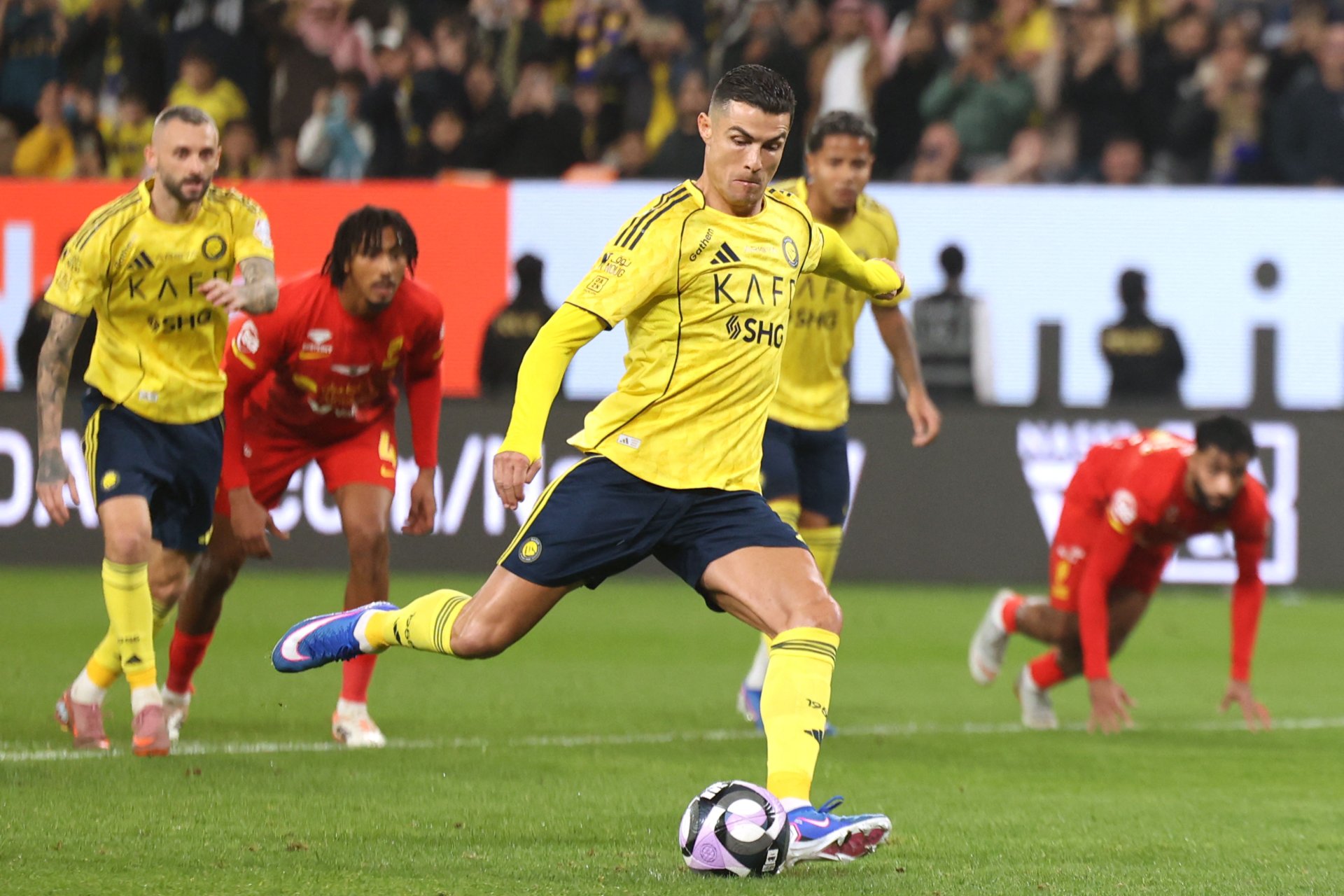 Cristiano Ronaldo regresa a entrenamientos en Al Nassr y aclara rumores sobre su salida